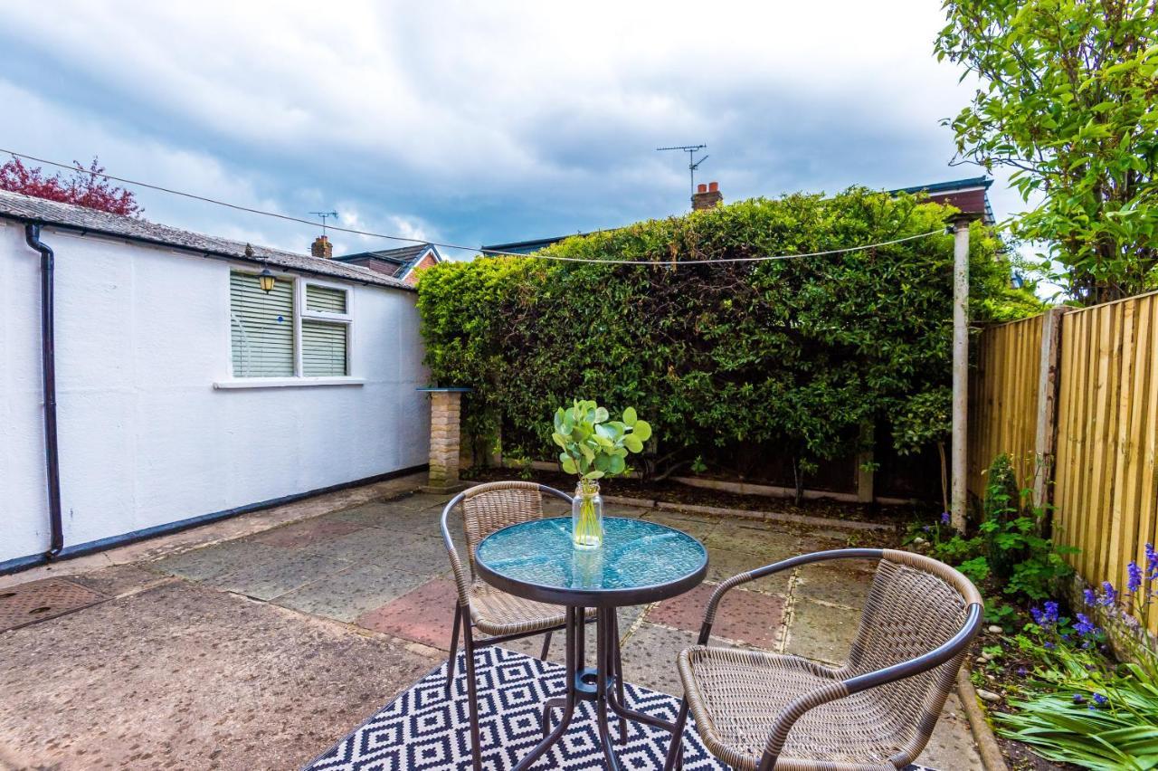 Welcoming 3 Bed Home, 10 Mins From Chester Races And Zoo Saughall Buitenkant foto